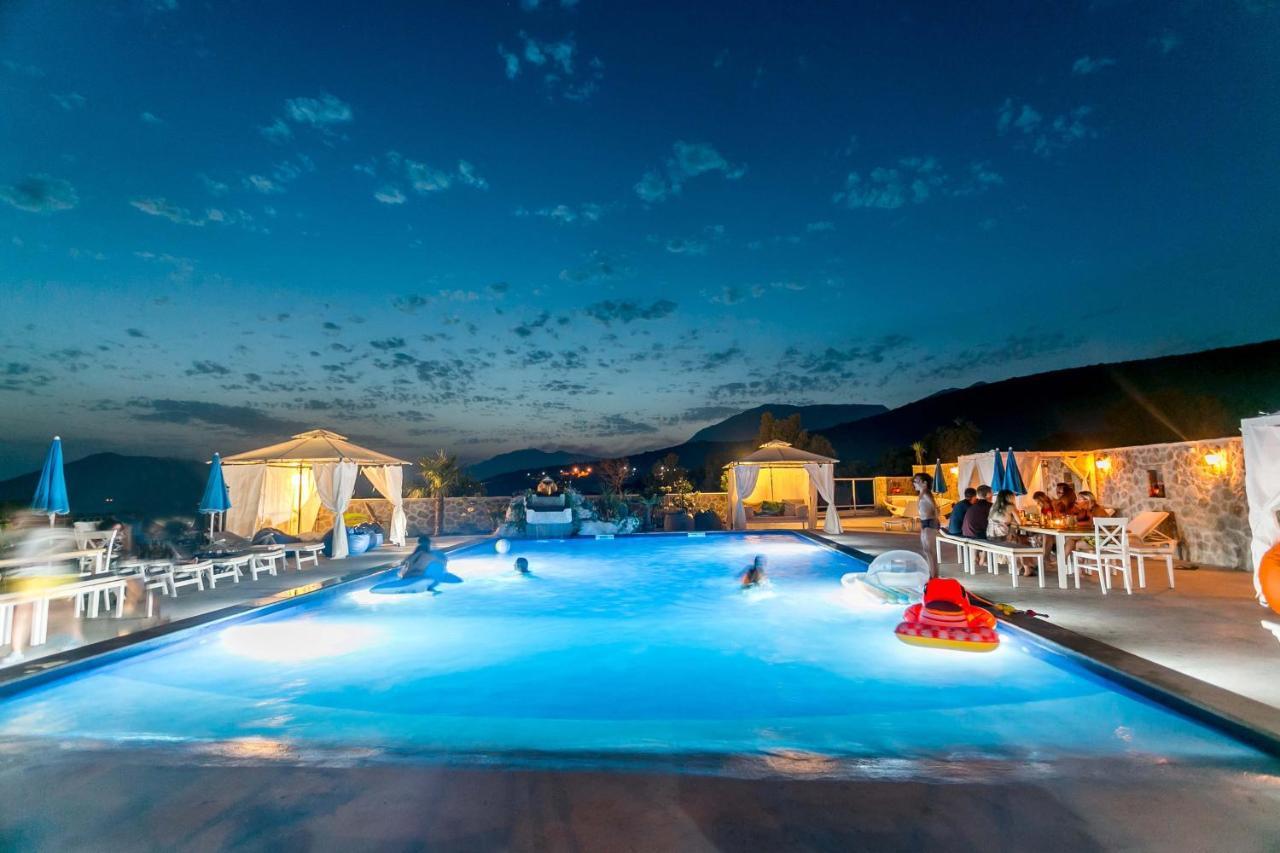 Lustica Apartments Εξωτερικό φωτογραφία