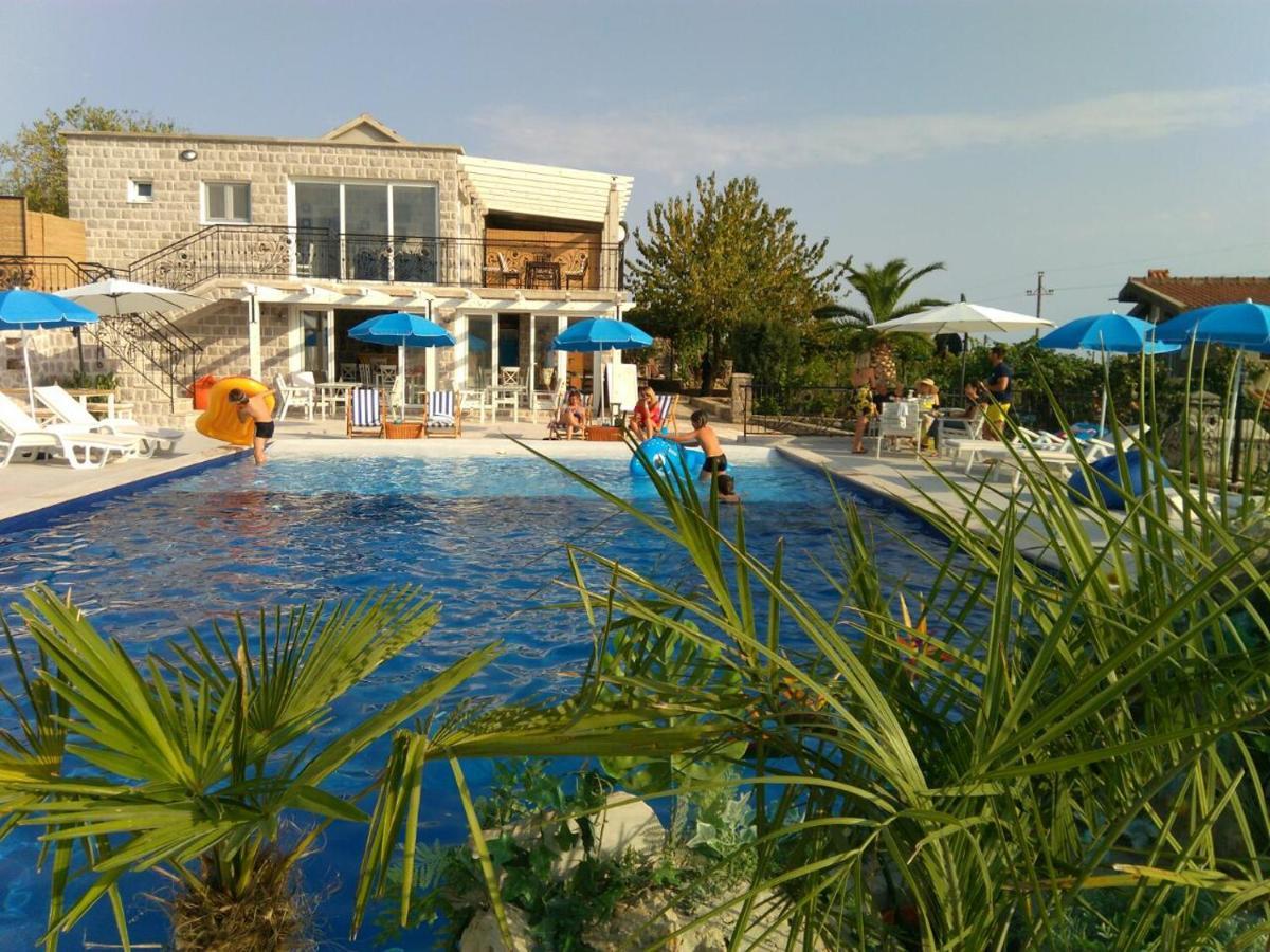 Lustica Apartments Εξωτερικό φωτογραφία