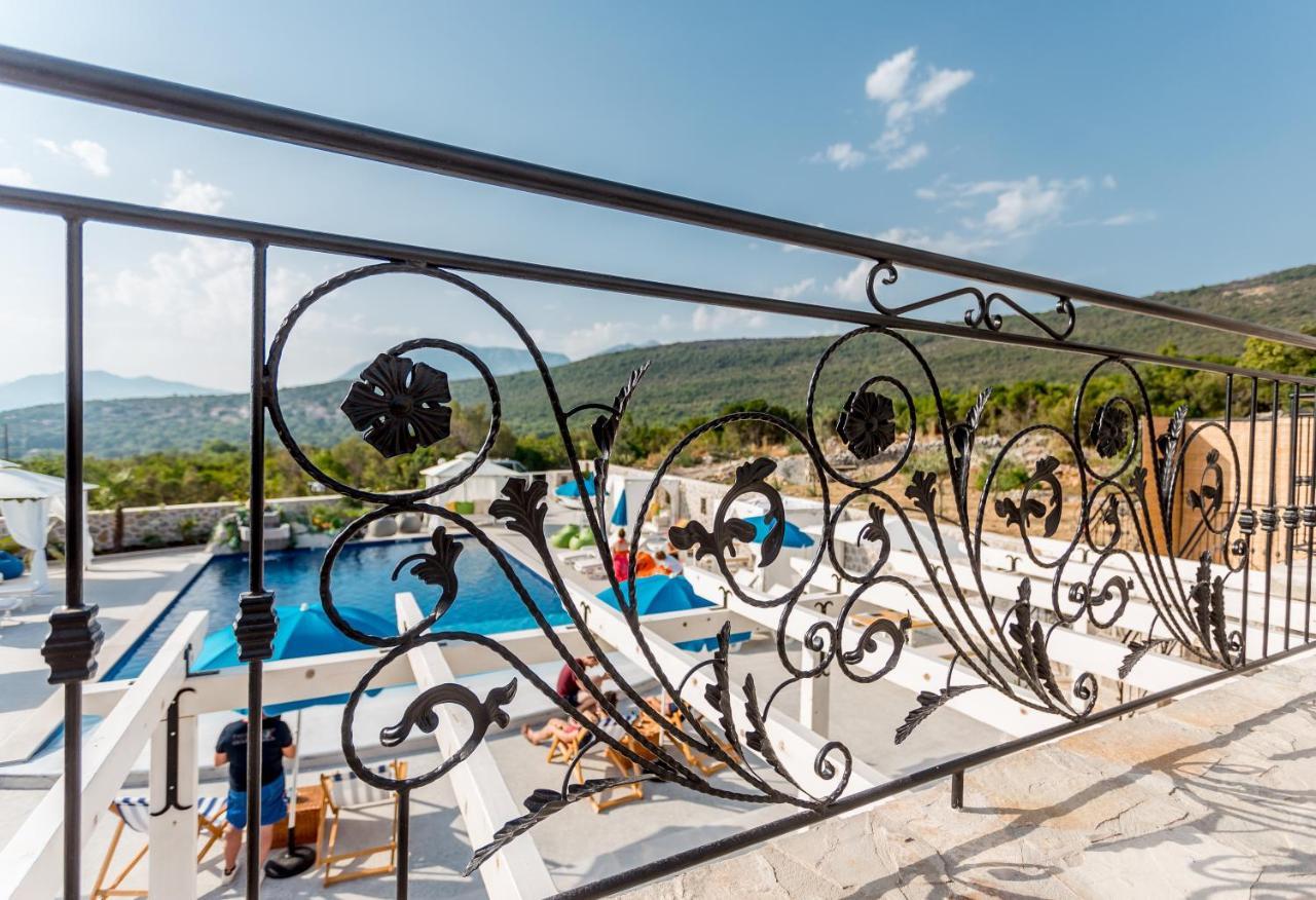 Lustica Apartments Εξωτερικό φωτογραφία
