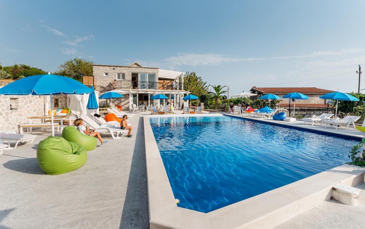 Lustica Apartments Εξωτερικό φωτογραφία