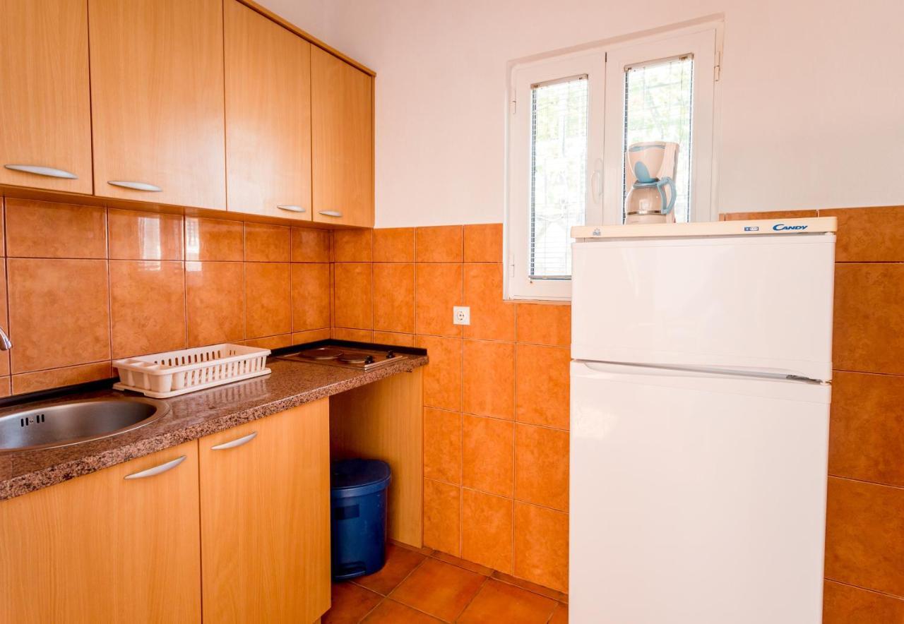 Lustica Apartments Εξωτερικό φωτογραφία