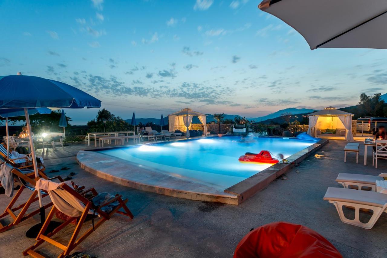 Lustica Apartments Εξωτερικό φωτογραφία