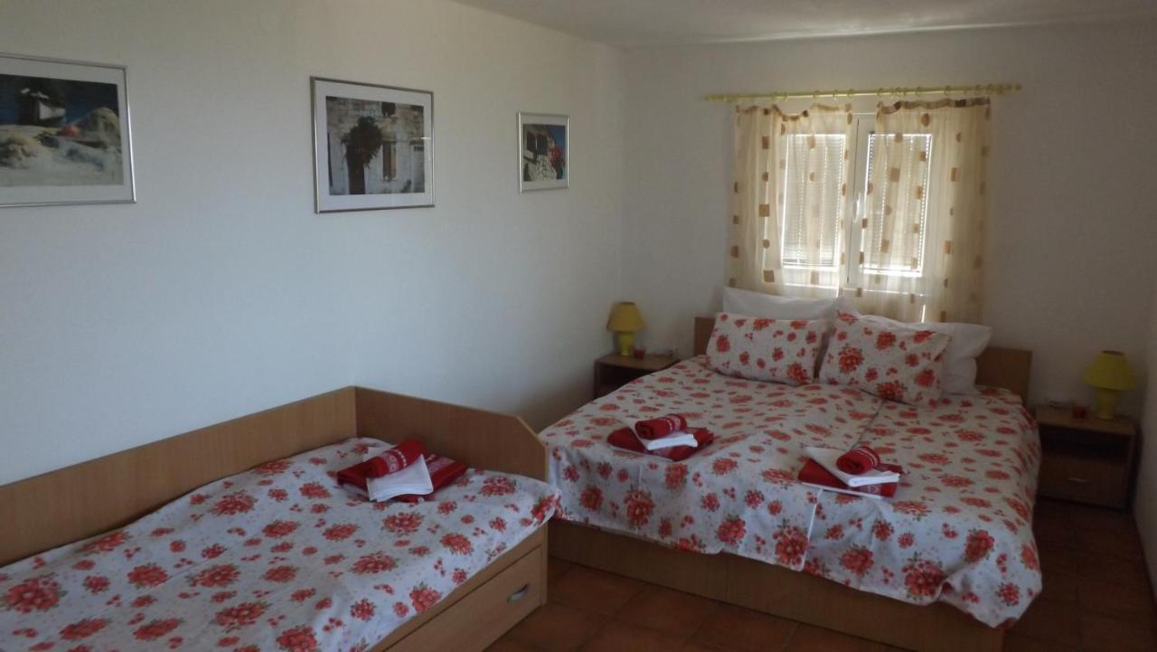 Lustica Apartments Εξωτερικό φωτογραφία