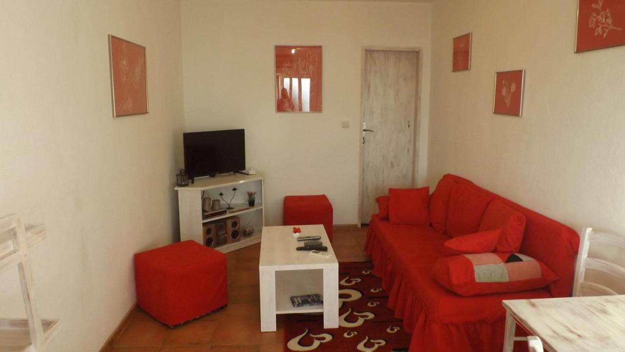 Lustica Apartments Εξωτερικό φωτογραφία